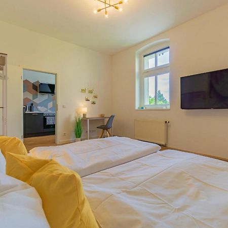 Modernes Apartment - Zentral, Ruhig, Wlan, Netflix, Kueche, Schreibtisch, Parkplatz, Waschtrockner Котбус Екстер'єр фото