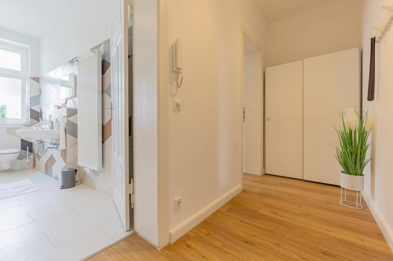 Modernes Apartment - Zentral, Ruhig, Wlan, Netflix, Kueche, Schreibtisch, Parkplatz, Waschtrockner Котбус Екстер'єр фото